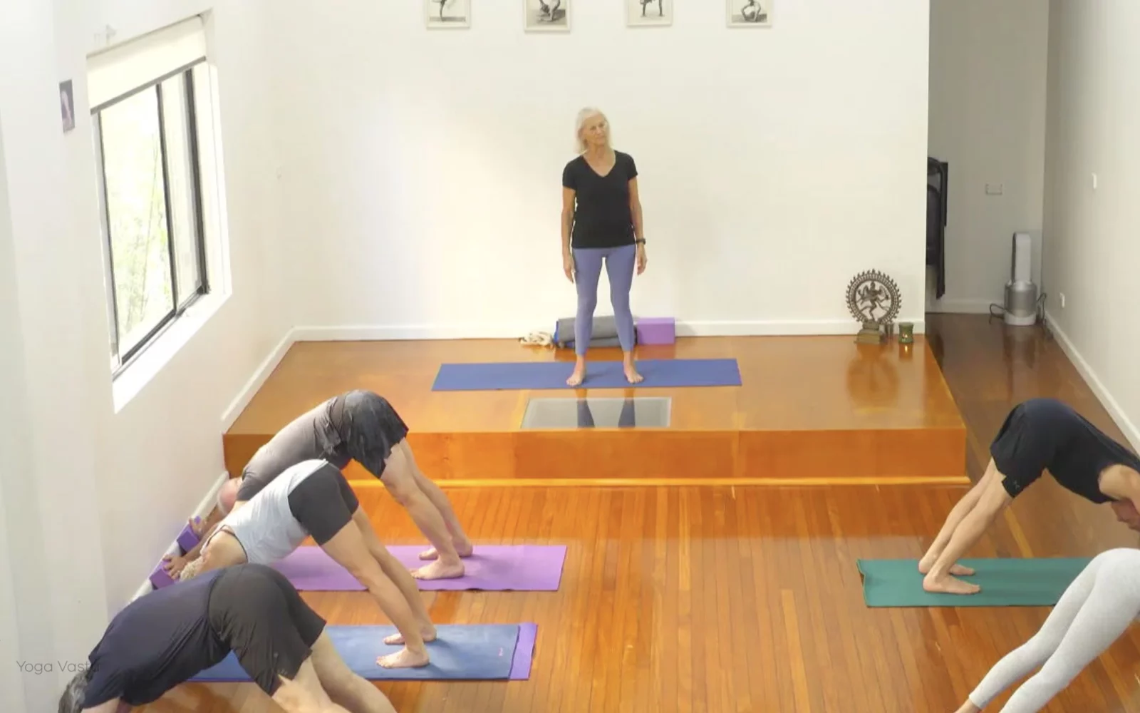 Online Iyengar yoga videos | Class 3: Finding Evenness in Miscellaneous Poses
