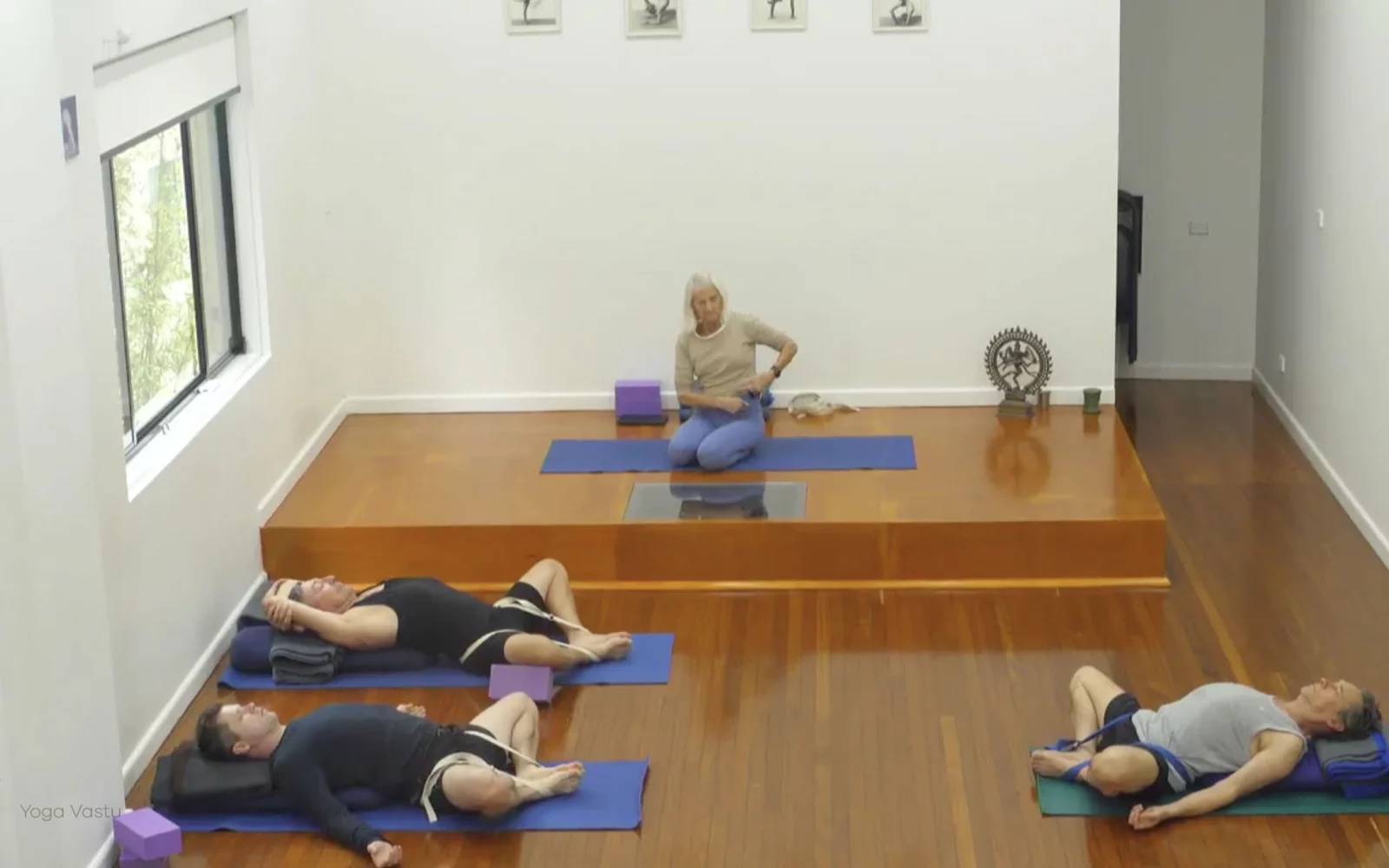 Online Iyengar yoga videos | Class 7: Observing the Stillness in Pranayama