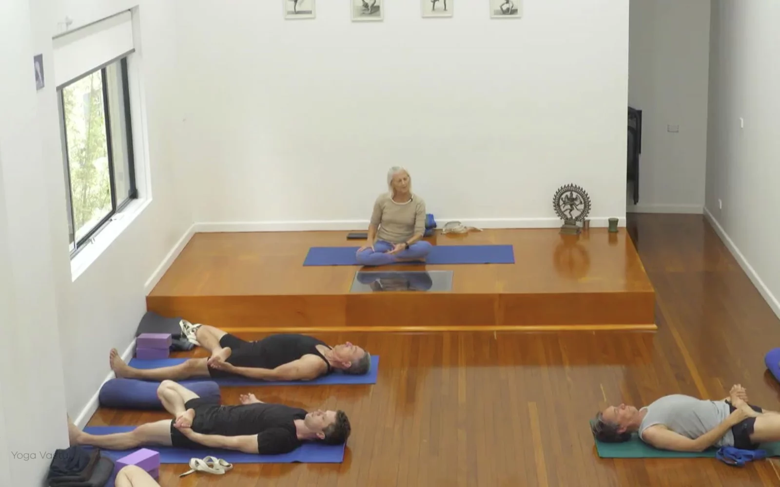 Online Iyengar yoga videos | Class 7: Observing the Stillness in Pranayama