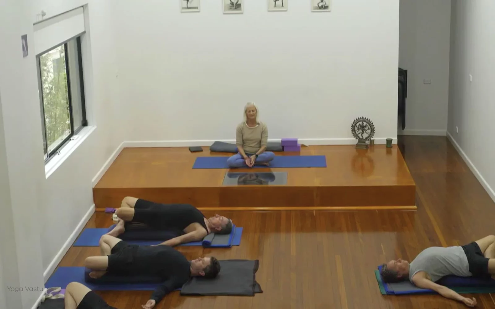 Online Iyengar yoga videos | Class 7: Observing the Stillness in Pranayama