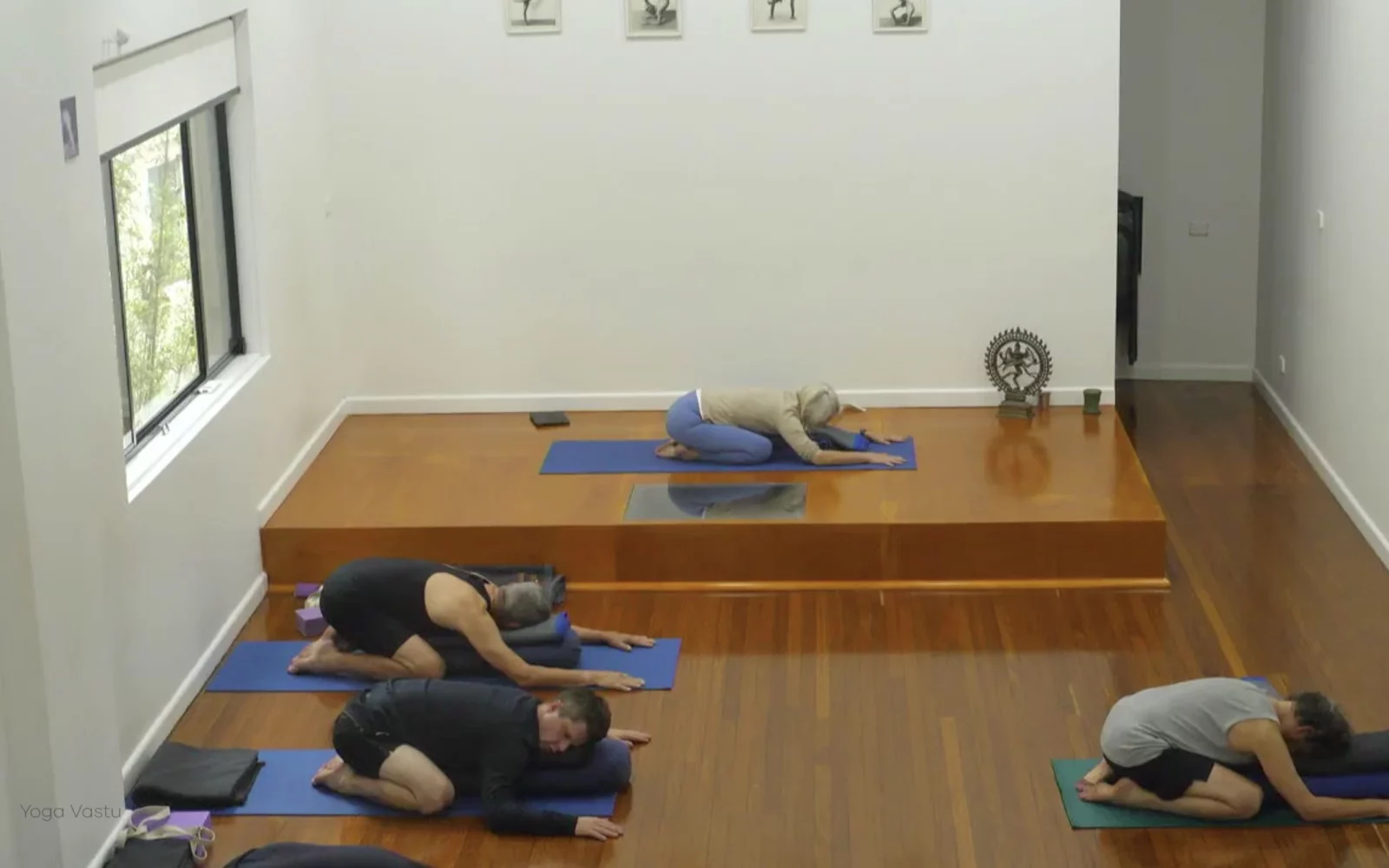 Online Iyengar yoga videos | Class 7: Observing the Stillness in Pranayama