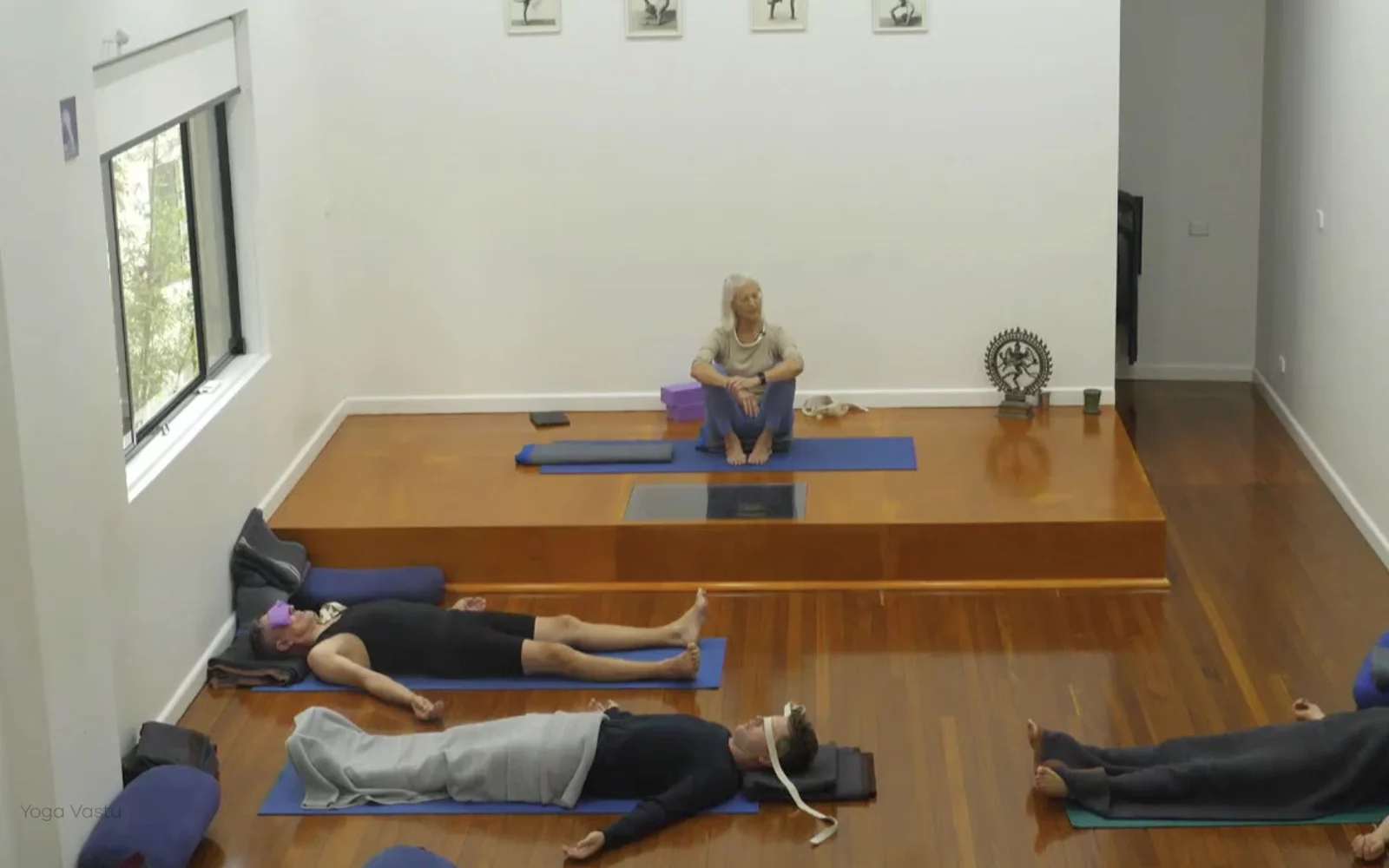 Online Iyengar yoga videos | Class 7: Observing the Stillness in Pranayama