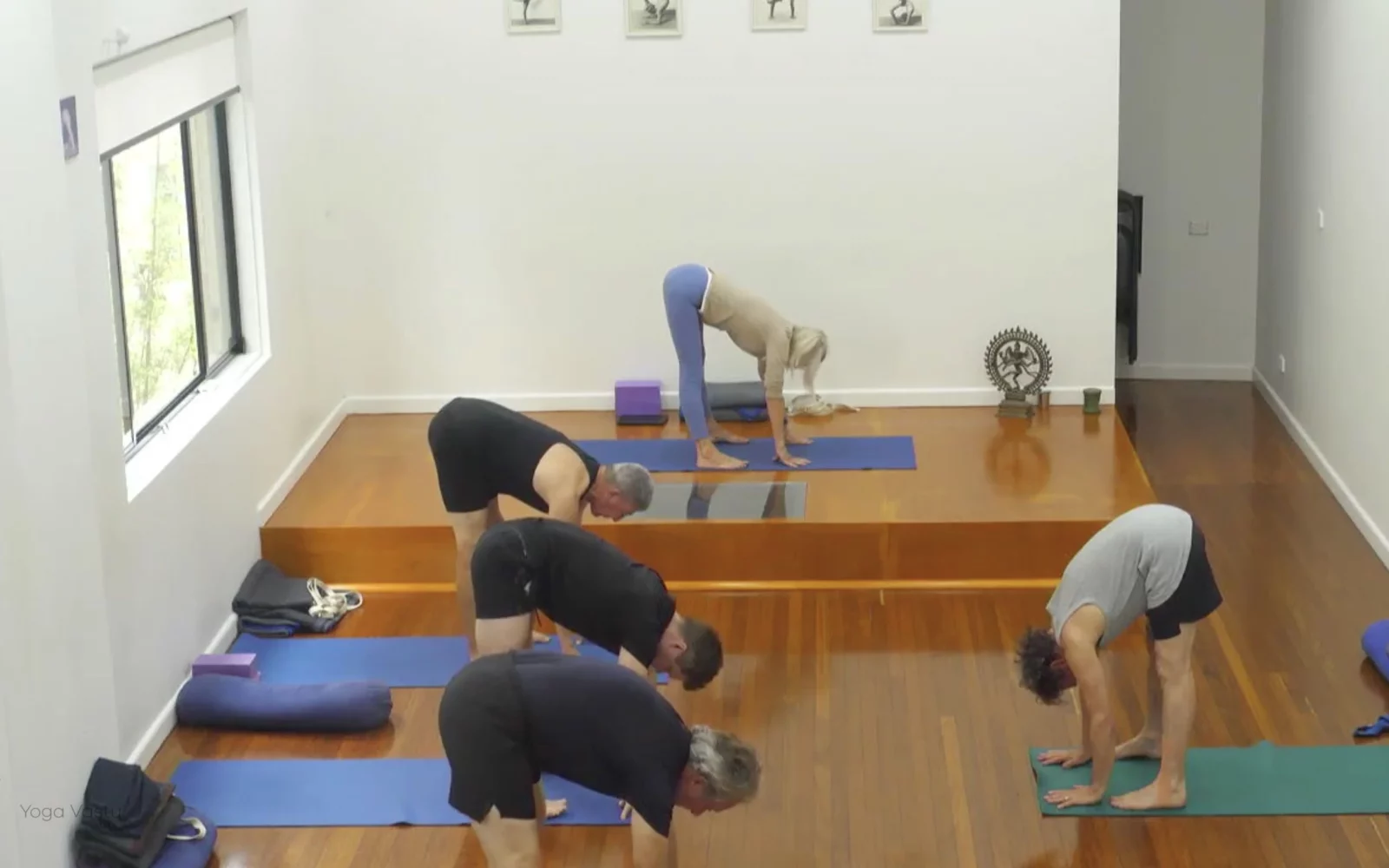 Online Iyengar yoga videos | Class 7: Observing the Stillness in Pranayama