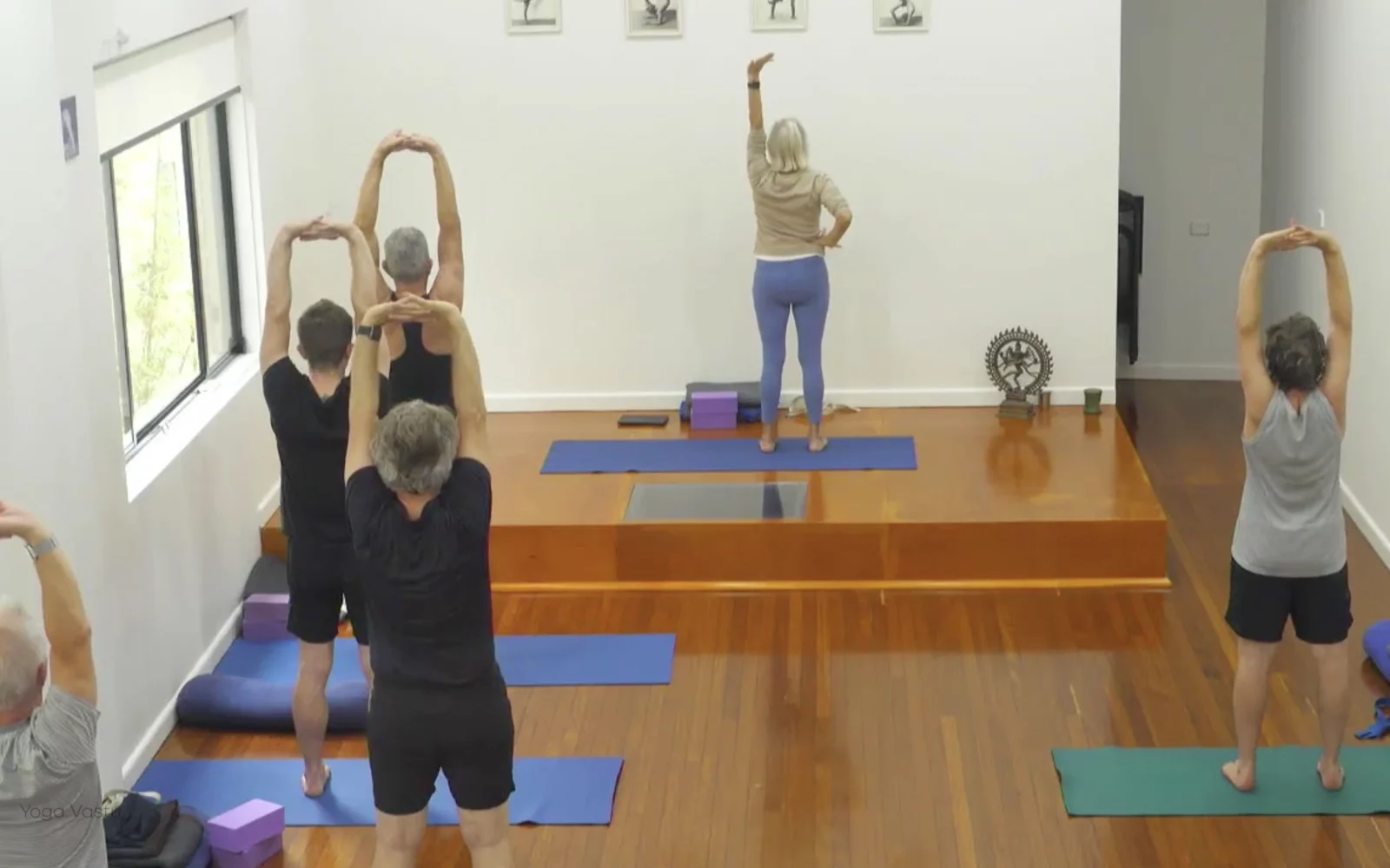 Online Iyengar yoga videos | Class 7: Observing the Stillness in Pranayama