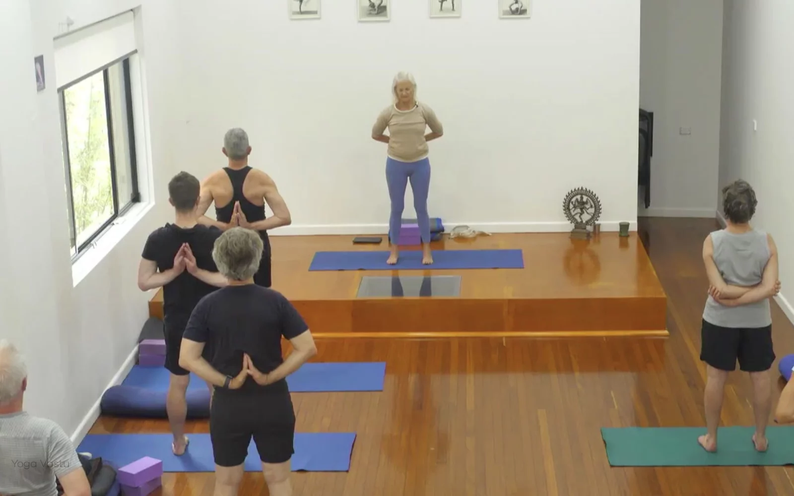 Online Iyengar yoga videos | Class 7: Observing the Stillness in Pranayama