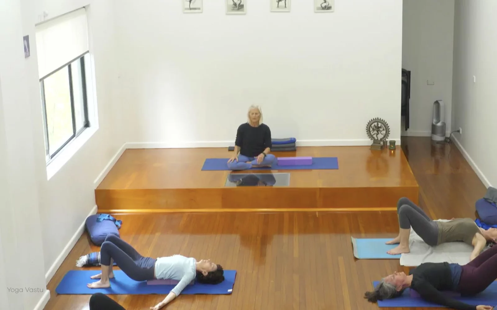Online Iyengar yoga videos | Advanced Class 3: Finding your Neutral Space in Pranayama