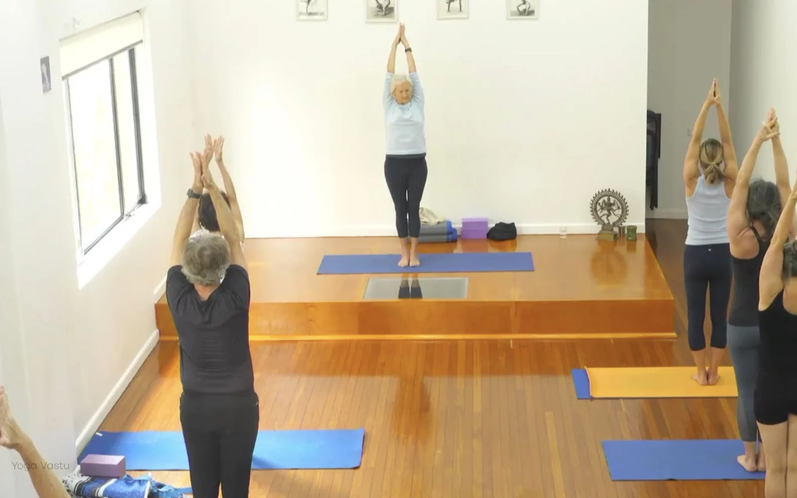 Online Iyengar yoga videos | Advanced Class 4: Listening to the Responses in the Body