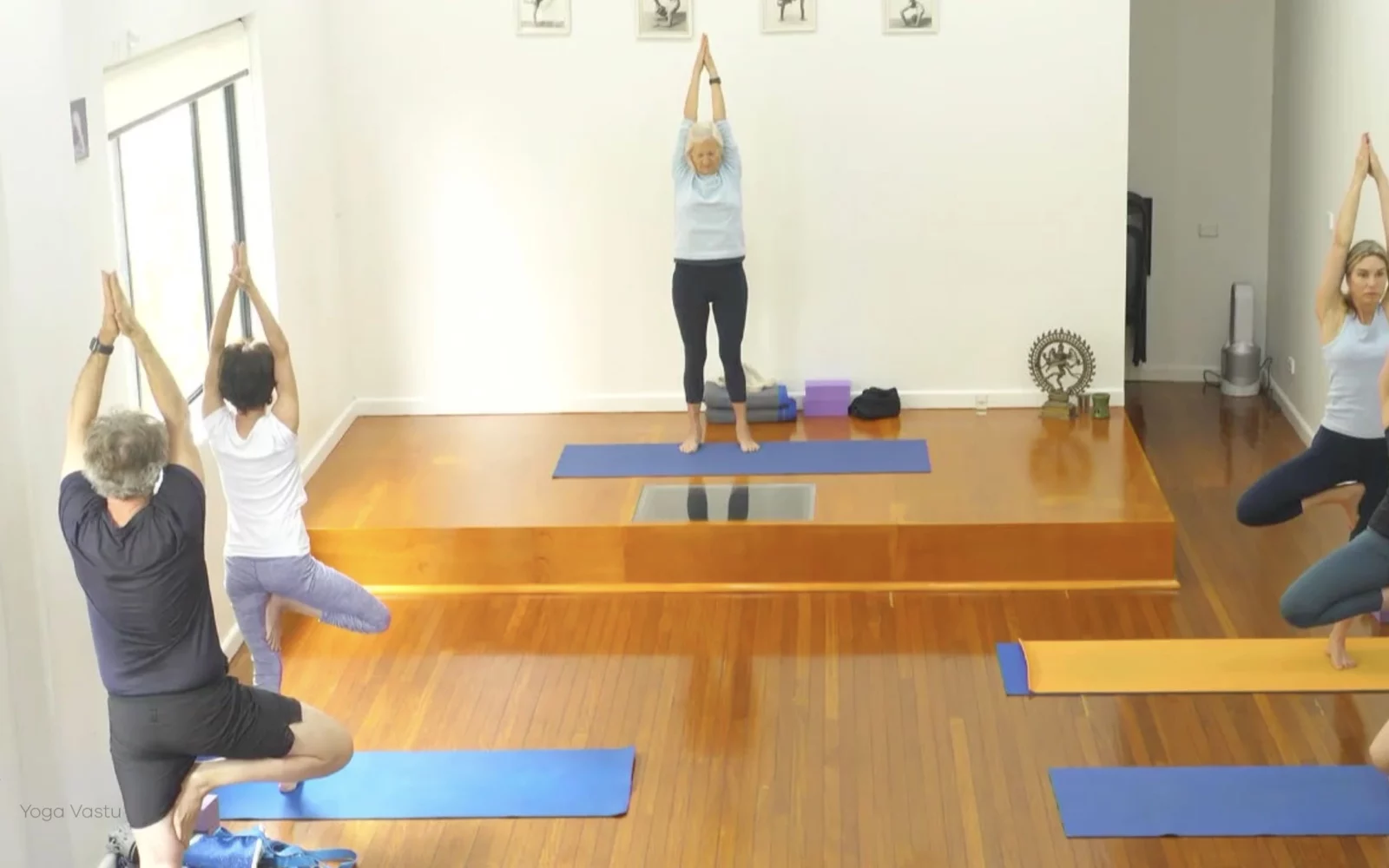 Online Iyengar yoga videos | Advanced Class 4: Listening to the Responses in the Body