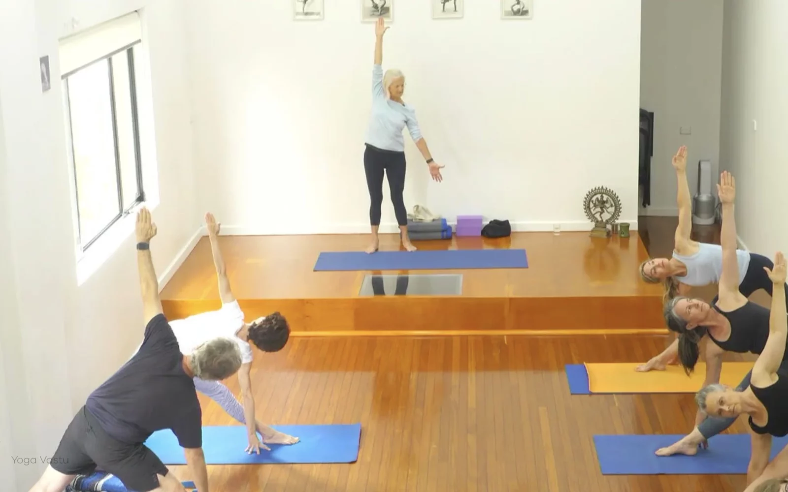 Online Iyengar yoga videos | Advanced Class 4: Listening to the Responses in the Body