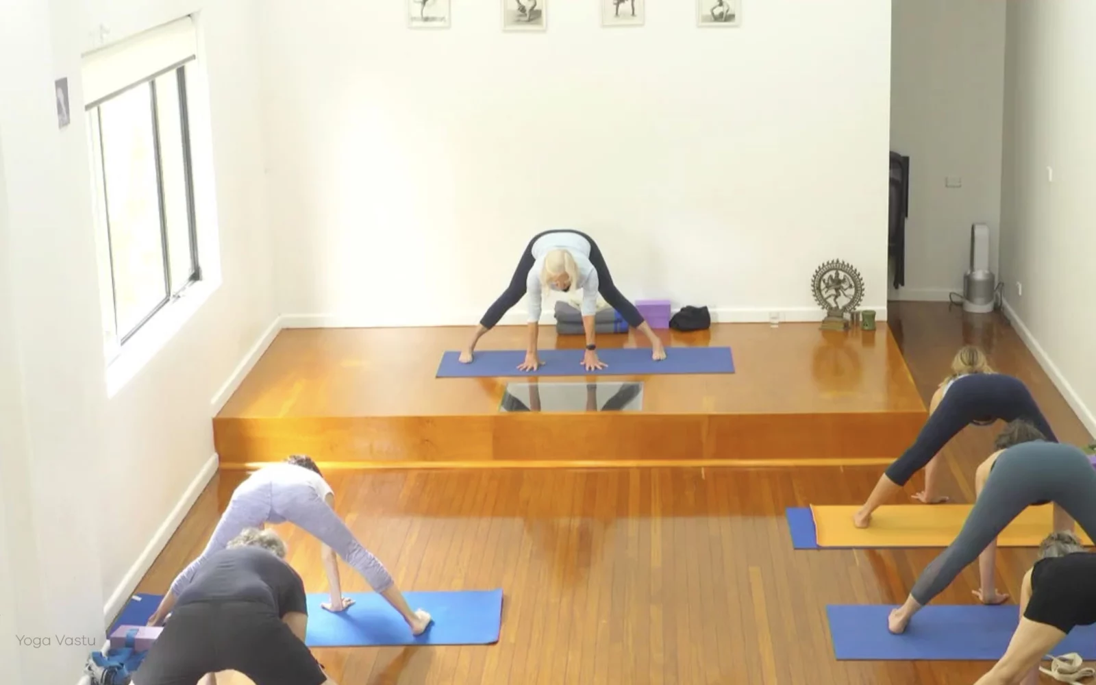 Online Iyengar yoga videos | Advanced Class 4: Listening to the Responses in the Body
