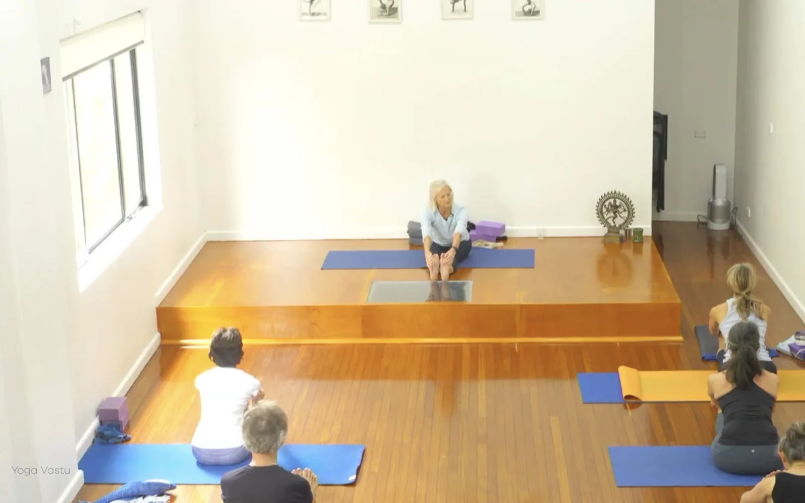 Online Iyengar yoga videos | Advanced Class 4: Listening to the Responses in the Body