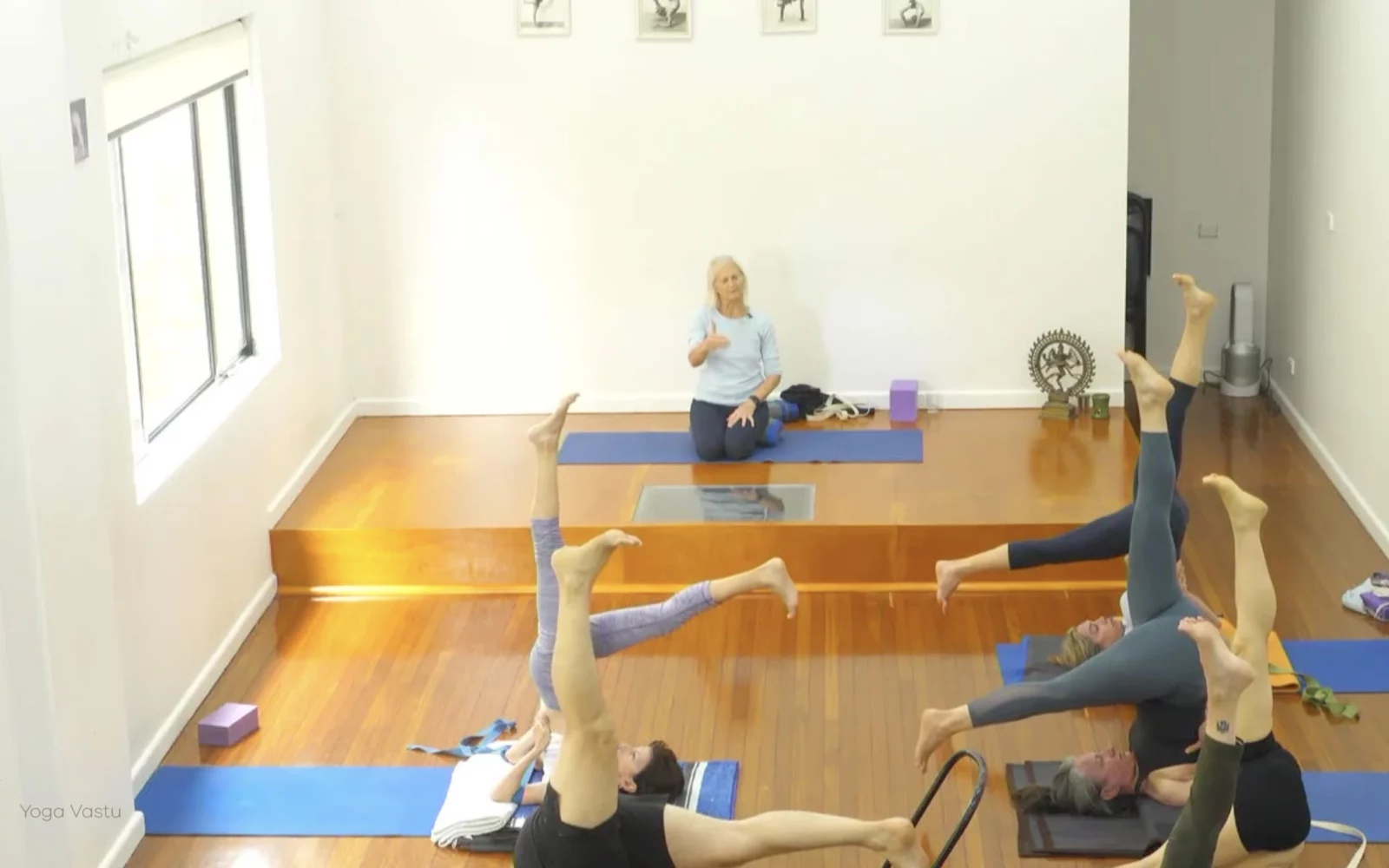 Online Iyengar yoga videos | Advanced Class 4: Listening to the Responses in the Body