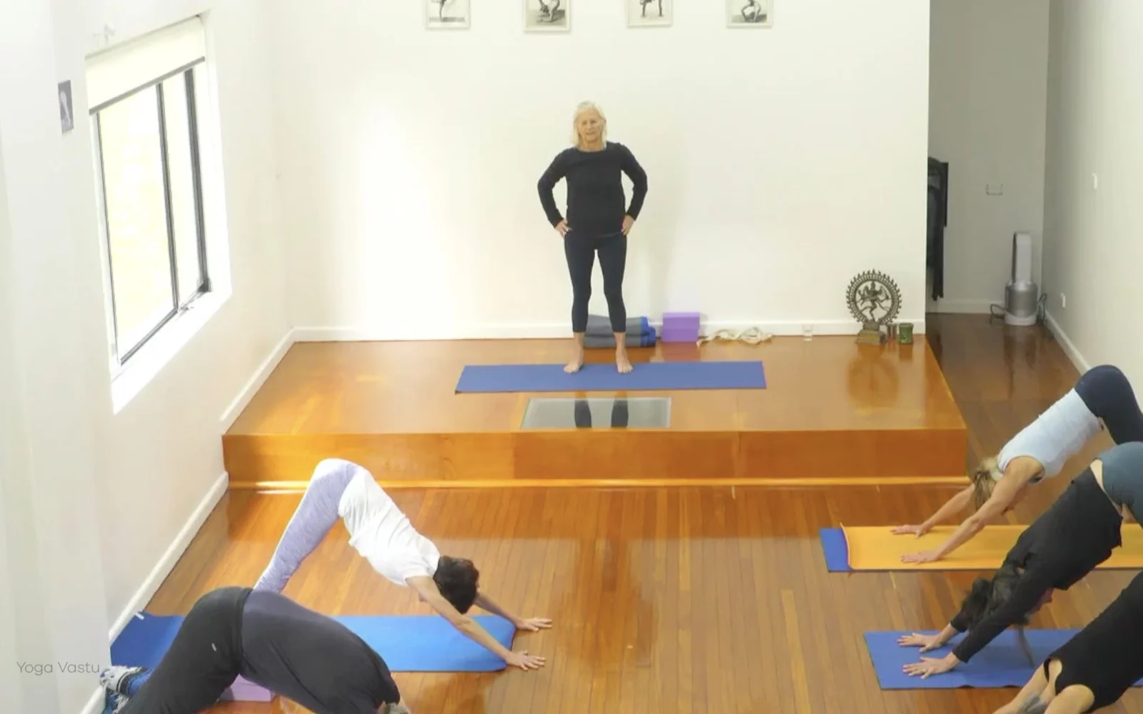 Online Iyengar yoga videos | Advanced Class 4: Listening to the Responses in the Body
