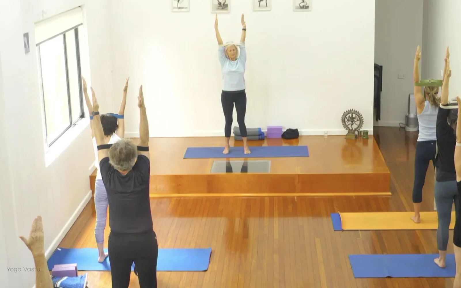 Online Iyengar yoga videos | Advanced Class 4: Listening to the Responses in the Body