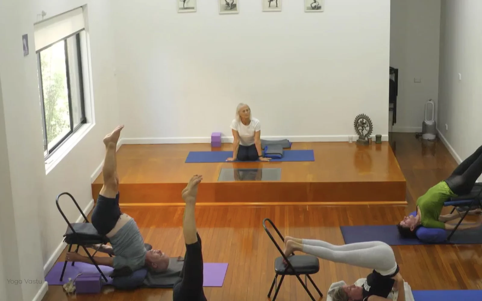 Online Iyengar yoga videos | Level 3 Class 9: Increasing Capacity in Standing Poses