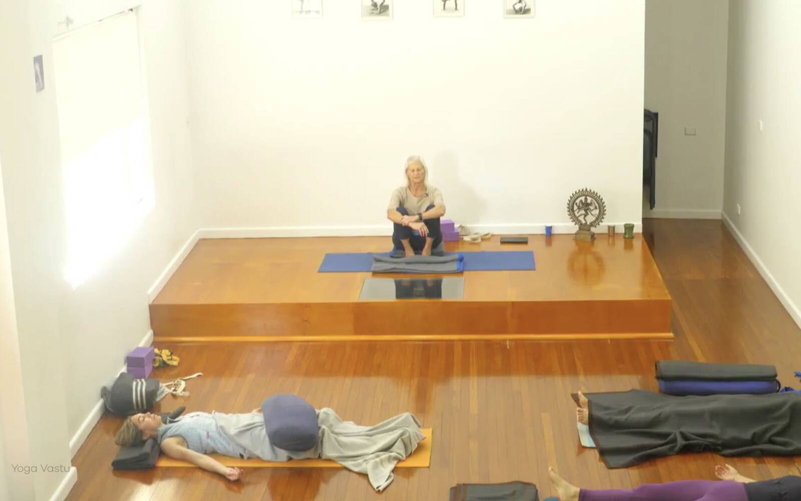 Online Iyengar yoga videos | Advanced Class 8: Shifting the Focus Inwards in Restorative Poses