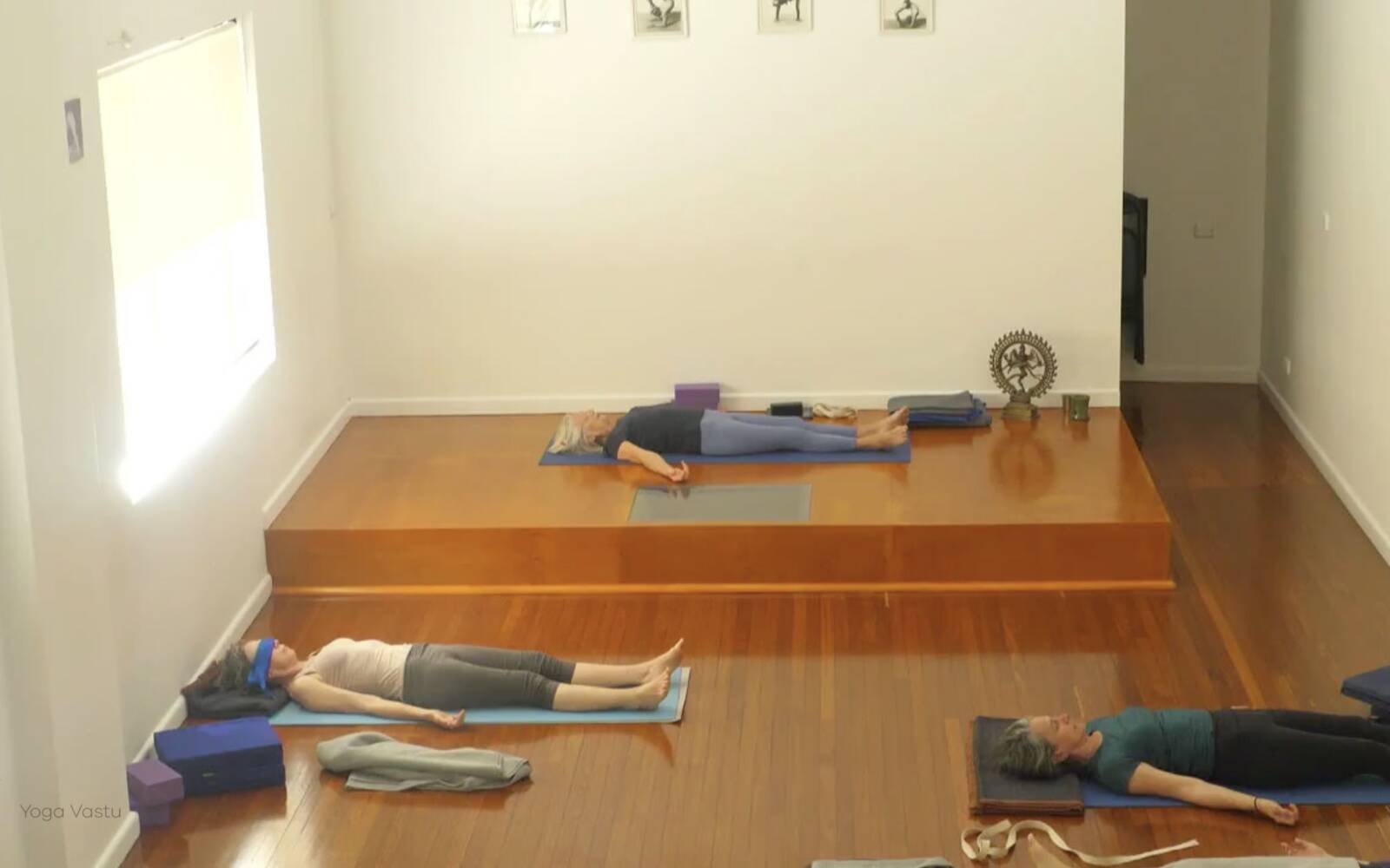 Online Iyengar yoga videos | Advanced Class 9: Engaging the Legs in Standing Poses